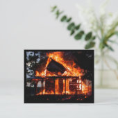 HAUS AUF FEUER POSTKARTE (Stehend Vorderseite)