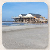 Haus auf Pfählen am Strand von St. Peter Ording Untersetzer (Vorderseite)