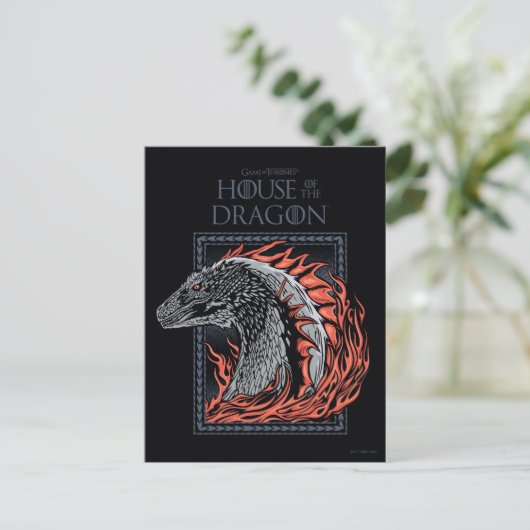 HAUS DES DRAGONS | Drachenprofil in Flammen Postkarte (Stehend Vorderseite)