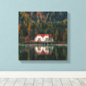 Haus im Wald Leinwanddruck (Insitu (Holzboden))