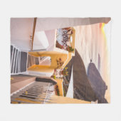 HAUS IN DER NÄHE DES WASSERKÖRPERS FLEECEDECKE (Vorderseite (Horizontal))