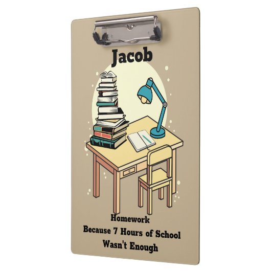 Hausaufgaben: Weil 7 Stunden Schulzeit nicht genug Klemmbrett (Links)
