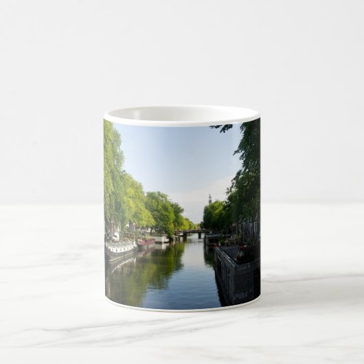 Hausboote auf dem Amsterdamer Kanal Kaffeetasse (Mittel)