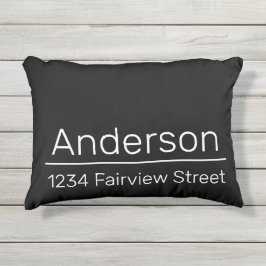 Hauseigentümername Straße Adresse Schwarz und Weiß Kissen Für Draußen