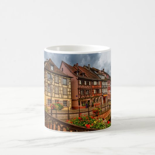 Häuser in Colmar, Elsass, Frankreich Kaffeetasse (Mittel)