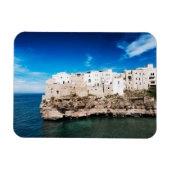Häuser in Polignano a Mare auf einer Klippe in Pug Magnet (Horizontal)