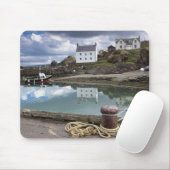 Häuser und Boote entlang dem Wasser Mousepad (Mit Mouse)