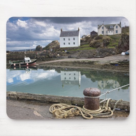 Häuser und Boote entlang dem Wasser Mousepad (Vorne)