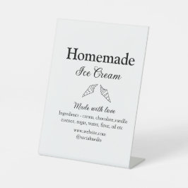 Hausgemachtes Eis und Zutaten aus Liebe Sockelschild