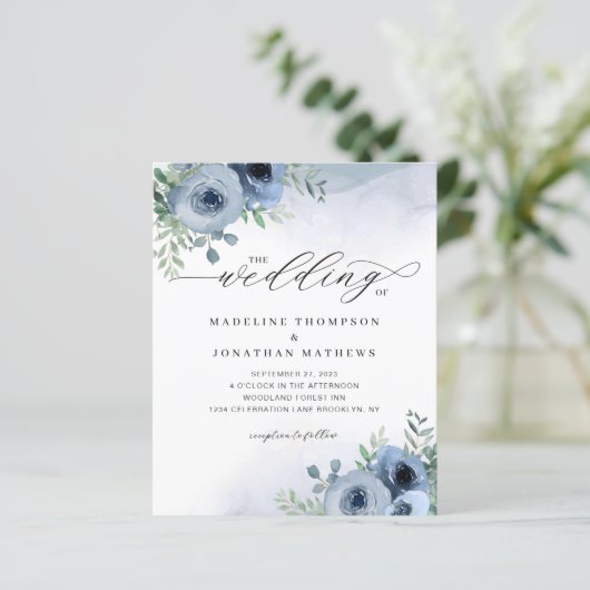 HAUSHALT Whimsikskript floral Dusty Blue Wedding (Stehend Vorderseite)