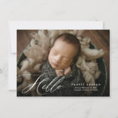Haushaltskalligrafie-Skript Hello Foto Baby Birth Ankündigung (Vorderseite)