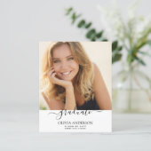 Haushaltsklasse des Abschlusses Weißes Foto 2023 (Stehend Vorderseite)