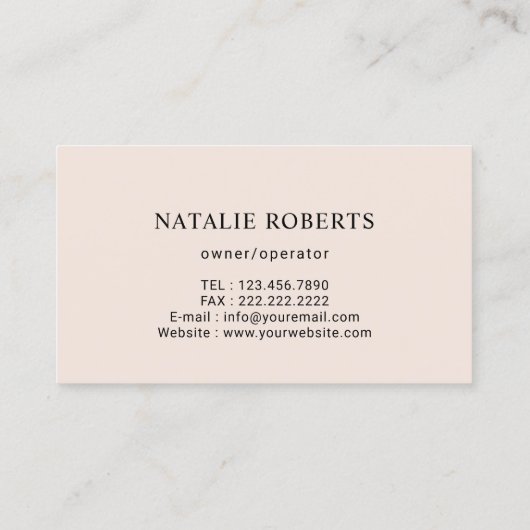 Hausreinigung Cartoon Hübsche Haushaltshilfe Visitenkarte (Rückseite)