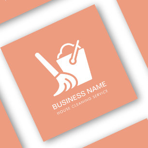 Hausreinigung Einfache Logo Pfirsich Pink Quadratische Visitenkarte
