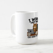 Haustierkatze bei der Arbeit Kaffeetasse (Vorderseite Links)