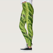 Haut einer grünen Iguana-Textur Leggings (Links)