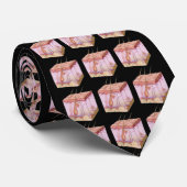 Hautabschnitt auf schwarzem Hintergrund Krawatte (Gerollt)