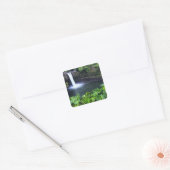 Hawaii, Big Island, Hilo, Regenbogenfälle, Lush Quadratischer Aufkleber (Umschlag)