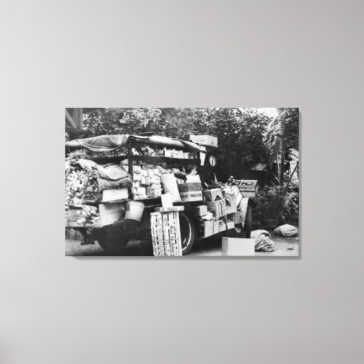 Hawaii - Blick auf einen Gemüsewagen Leinwanddruck (Vorderseite)