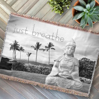 Hawaii Buddha Schwarz-weißes Foto nur atmen Zitat