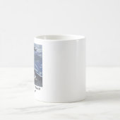 Hawaii Green Sea Turtle on Black Sand Beach  Kaffeetasse (Mittel)