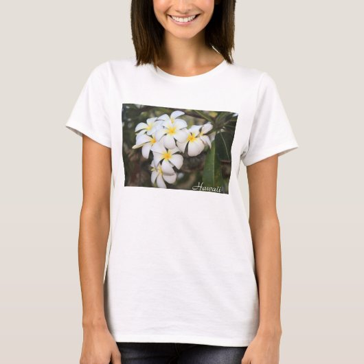 Hawaii, Plumeria, Weiße Blume zum T - Shirt der Fr (Vorderseite)