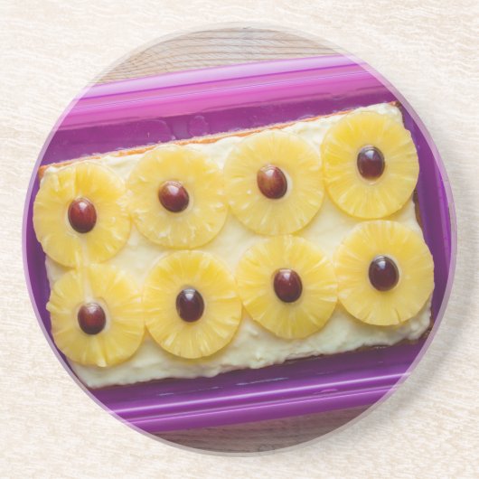 Hawaii-Scheiben mit Ananas auf rustikalem Holz Untersetzer (Vorne)