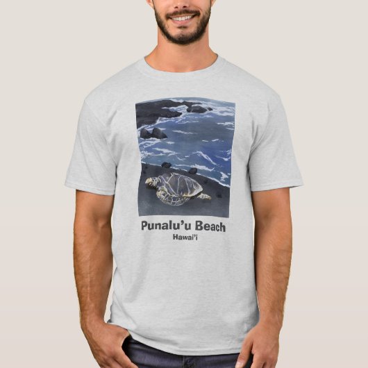 Hawaii Sea Turtle on Black Sand Beach T-Shirt (Vorderseite)