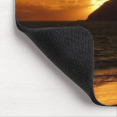 Hawaii-Sonnenaufgang am Strand mousepad (Ecke)