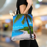 Hawaii Tropical Beach Palm Tree on Beach Type Tasche<br><div class="desc">"Zur Strandzeit." Entspannen Sie sich an Erinnerungen von faulen, tropischen Tagen am Strand, wenn Sie dieses inspirierende Hawaii Ferien-Foto Tote Tasche einer einsamen Palme auf einem sandigen, halbmondförmigen Strand, mit klaren türkisblauen Himmel und Wasser. Ein tolles Geschenk für sich selbst oder für jemanden, der etwas Besonderes ist! Sie können diese...</div>