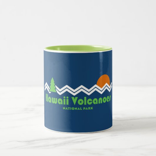 Hawaii Volcanoes Nationalpark Retro Zweifarbige Tasse (Mittel)