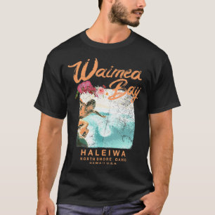 Hawaii Waimea Bay Vintag Hawaiian Surfing T-Shirt