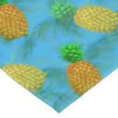 Hawaiian Pineaple Navy Blue Tischdecke (Schrägansicht)