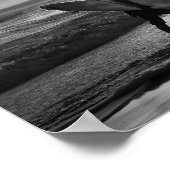 Hawaiian Surfer Heading Zuhause, Schwarz und Weiß Poster (Ecke)
