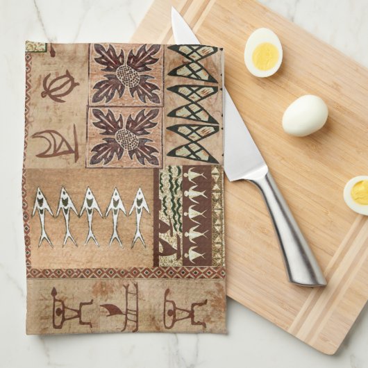 Hawaiianische Segelkanone und Petroglyph Tapa Geschirrtuch (Viertel Falte)