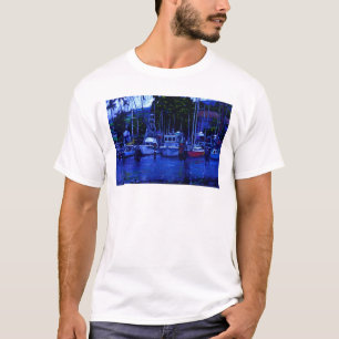 Hawaiische Boote am Sonnenaufgang T-Shirt