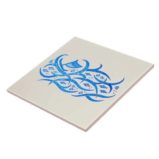 Hawaiisches Petroglyphe Kanu an der Fliese (Seite)