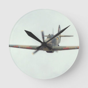 Hawker Hurricane `Last of the many' Runde Wanduhr