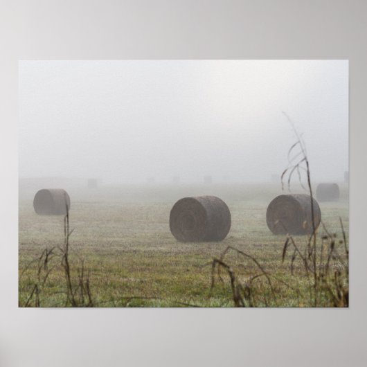 Hay Bales im Nebel Poster (Vorne)