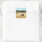 Hay in the Field, Frankreich Quadratischer Aufkleber (Tasche)