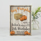 Hay Pumpkin Fall Geburtstagsparty Einladung (Stehend Vorderseite)