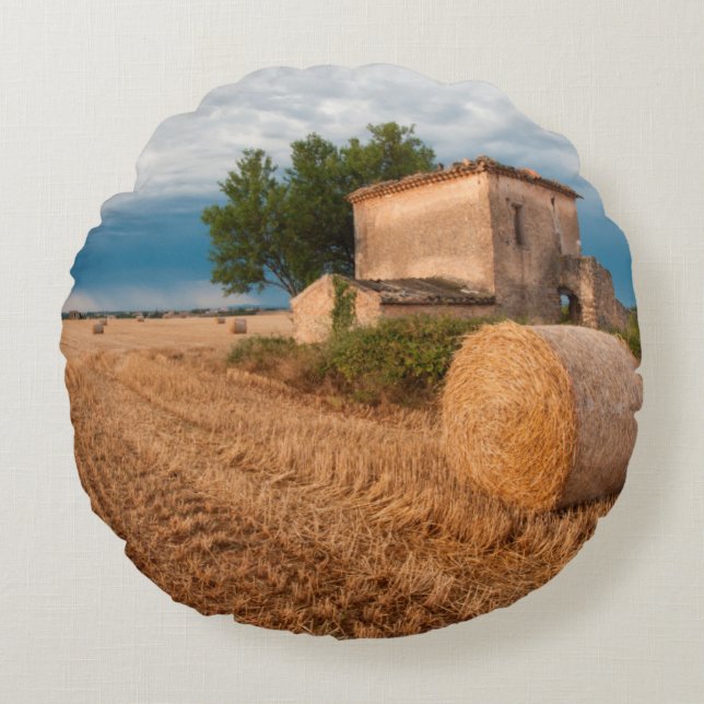 Haybale in der Provence Rundes Kissen (Vorderseite)