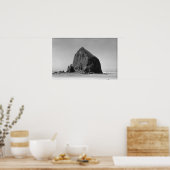 Haystack Rock am Strand von Cannon, Oregon Fotogra Poster (Küche)