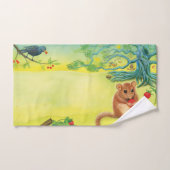 Hazel Dormouse Eating Wild Strawberry Badhandtuch Set (Handtuch)