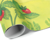 Hazel Dormouse Eating Wild Strawberry Geschenkpapier (Rolleneckpunkt)