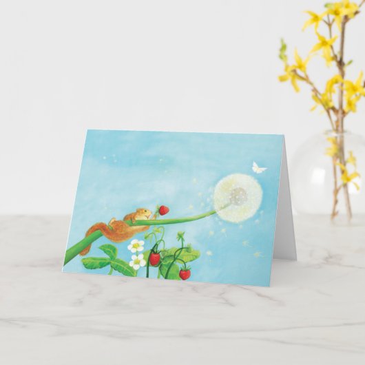 Hazel Dormouse, wilde Erdbeeren & Löwenpuff Karte (Gelbe Blume)