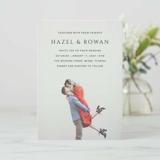 Hazel Foto Moderne Hochzeit Einladung (Stehend Vorderseite)