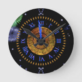 Hazel Midnight Clock Runde Wanduhr (Vorderseite)