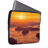 Hazy Sonnenuntergang auf der Kurushima Kaikyo Brid Laptopschutzhülle (Vorne Rechts)