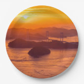 Hazy Sonnenuntergang auf der Kurushima Kaikyo Brid Pappteller (Vorderseite)